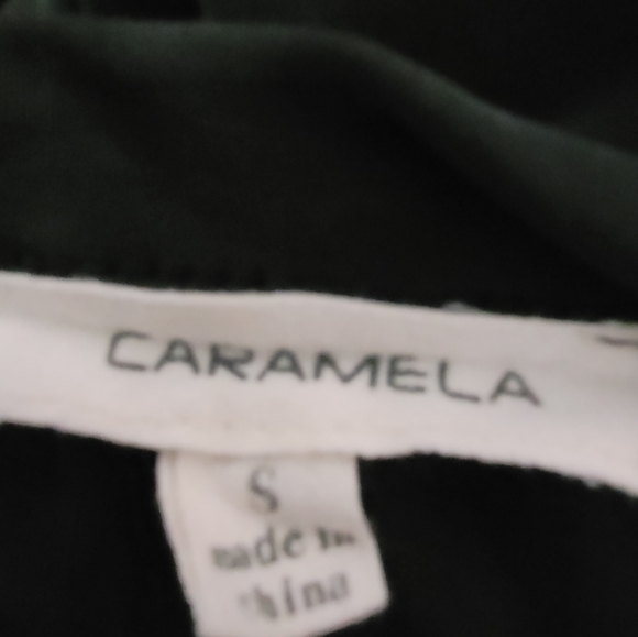 Carmela High-Low Cage Weave Sleeves Top - Picture 5 of 6